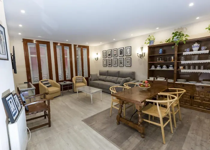 Espacioso Apartamento a estrenar!! Casco Viejo